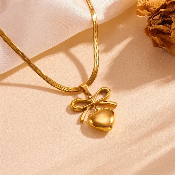 Gold_Bowknot_Heart_Pendants_For_Women